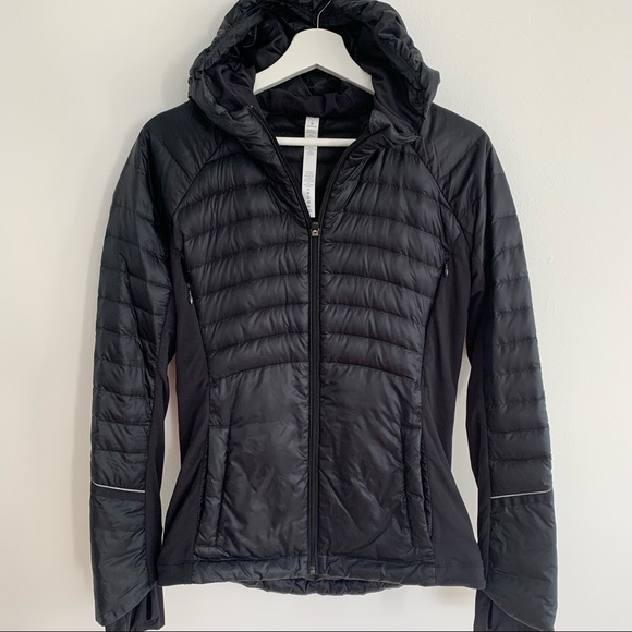 (SOLD) LULULEMON Lightweight Puffer - Size 6 - Picture 1 of 3